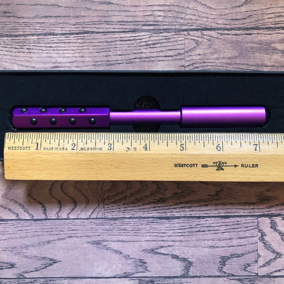 Cosmedix Geranium Stone Face & Body Beauty Roller - Picture 5 of 8